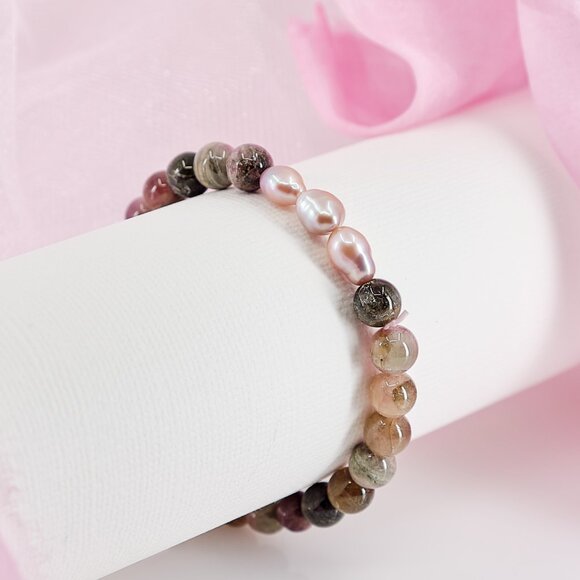 Tourmaline & Edison Pearl Bracelet, Dainty Stackable Stretch Bracelet - Picture 5 of 10